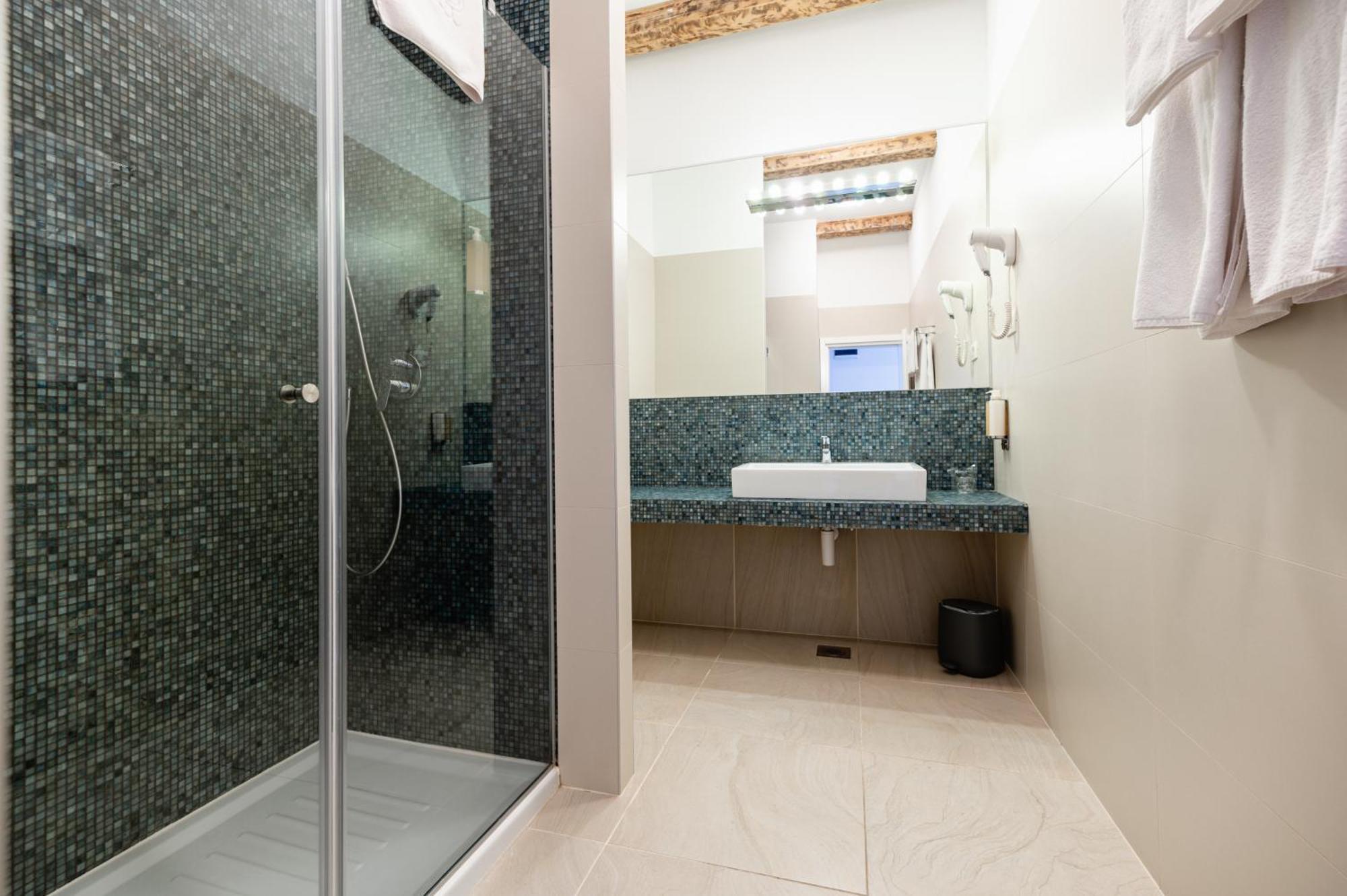 Azur Palace Luxury Rooms Split Exterior foto