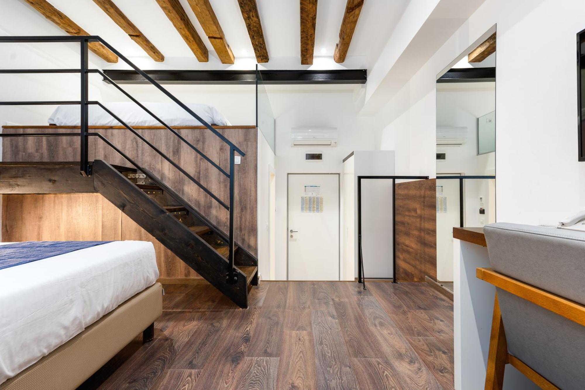 Azur Palace Luxury Rooms Split Exterior foto