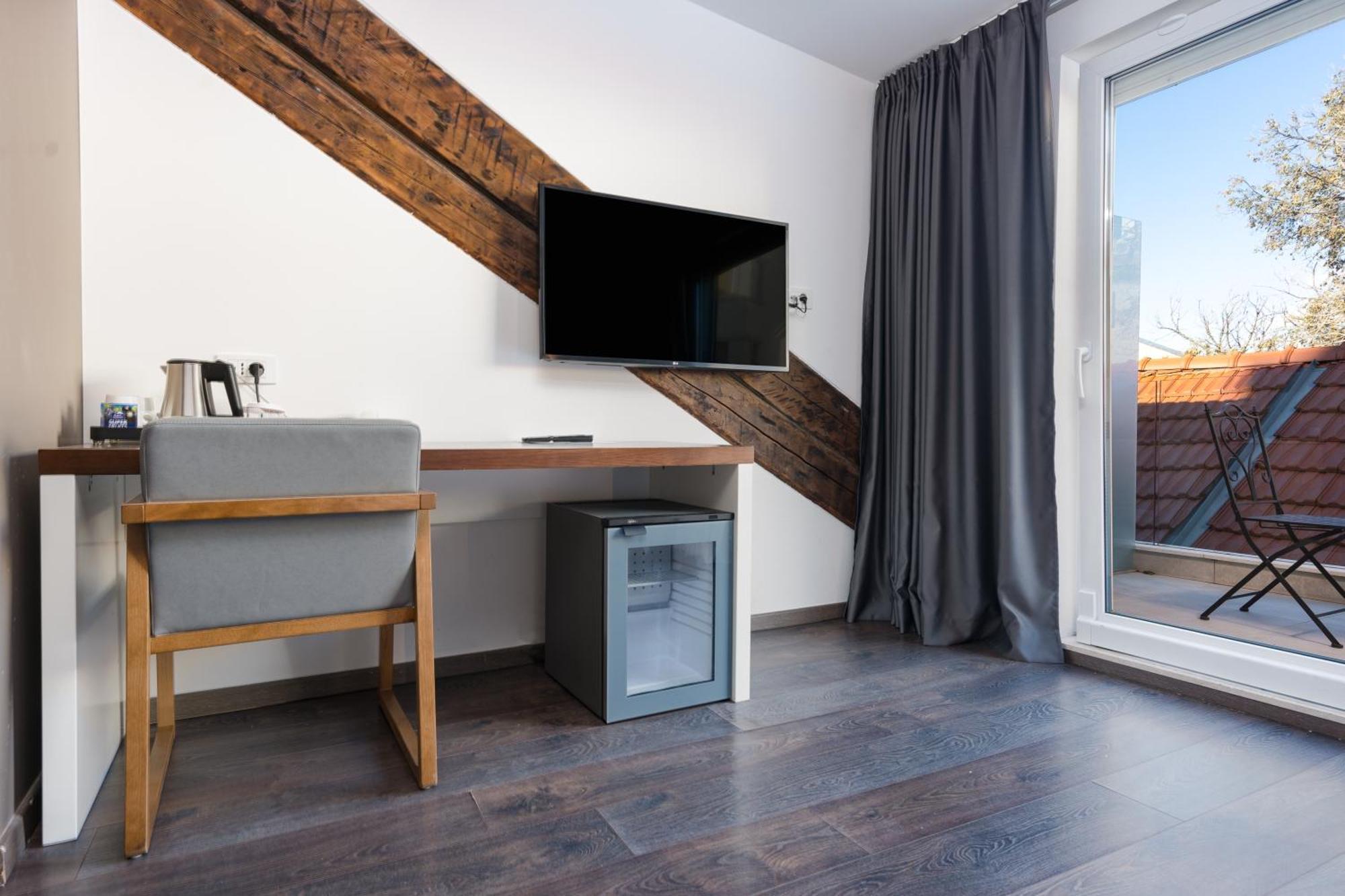 Azur Palace Luxury Rooms Split Exterior foto