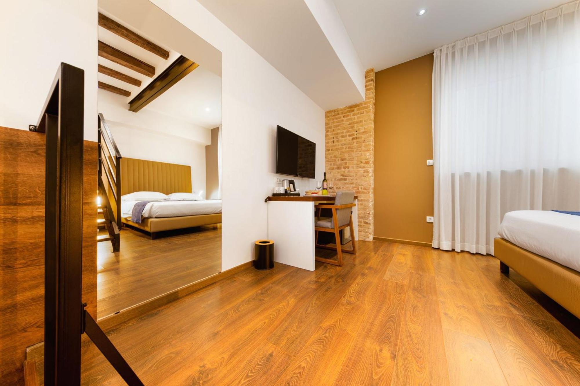 Azur Palace Luxury Rooms Split Exterior foto