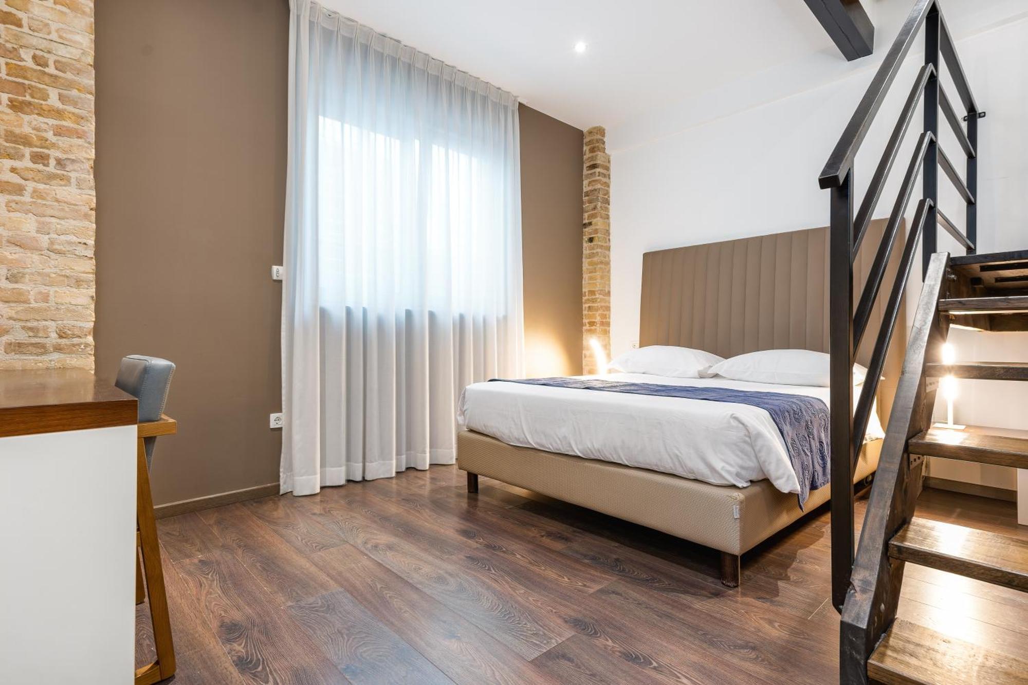 Azur Palace Luxury Rooms Split Exterior foto